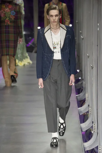 Look 113